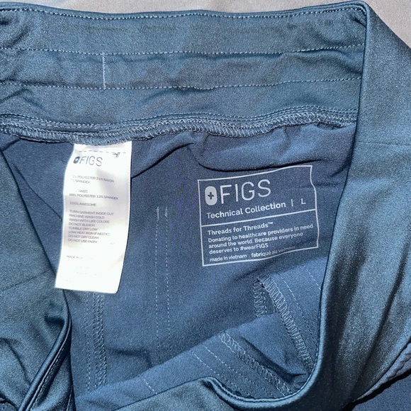 Figs Dark Harbor Yola High Waisted 2.0 Skinny Scrub Pants for Women - Picture 2 of 5